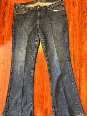 Women's Dark Blue Flare Jeans - Stretch Bootcut Style